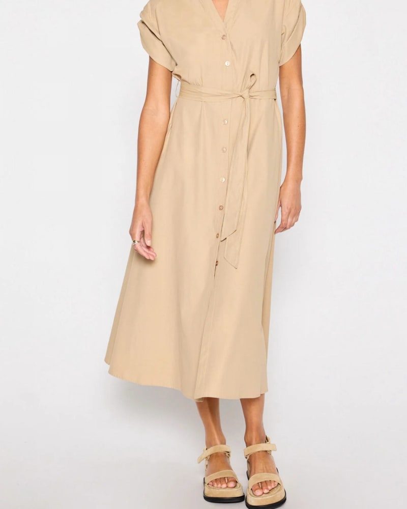 Front of a model wearing a size L Fia Belted Dress in Sahara in Sahara by Brochu Walker. | dia_product_style_image_id:338758